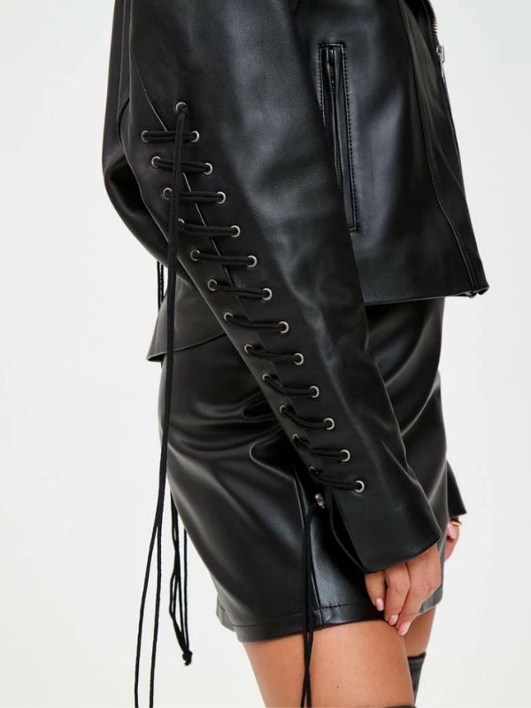 Women 90s Oversized Short Black Biker Jacket – Street Outerwears